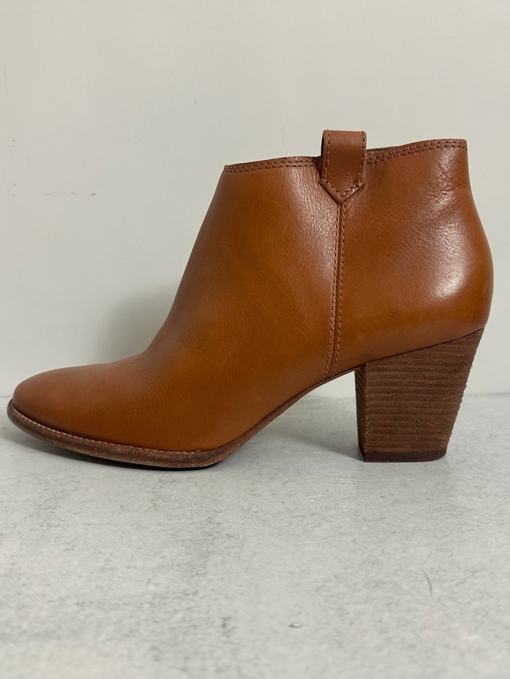 Madewell tan Chelsea heeled bootie 10